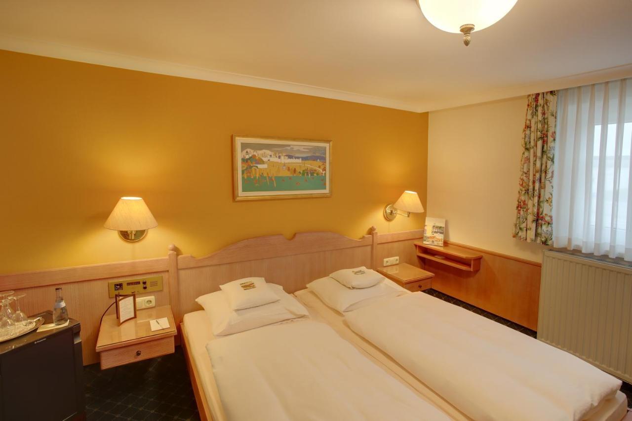 Reichelshofen Hotel Brauereigasthof Landwehr-Braeu חדר תמונה