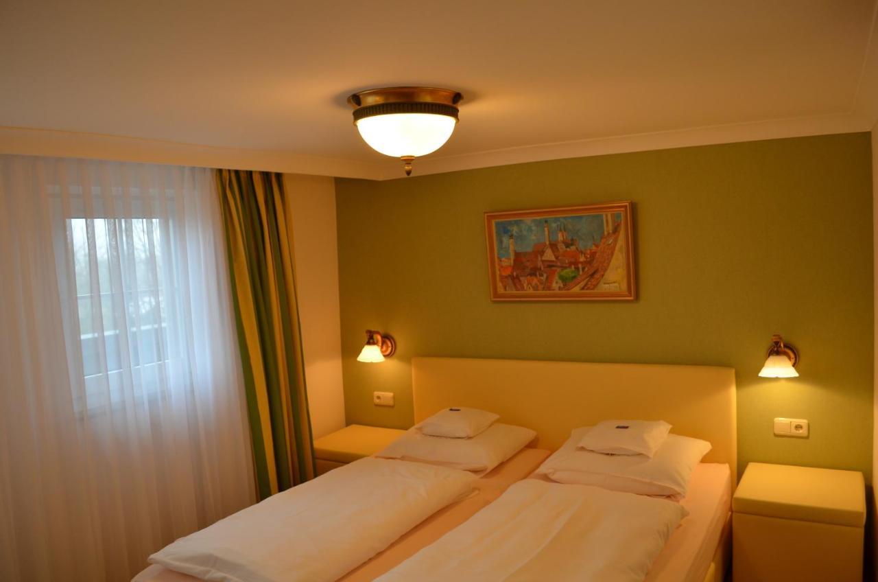 Reichelshofen Hotel Brauereigasthof Landwehr-Braeu מראה חיצוני תמונה