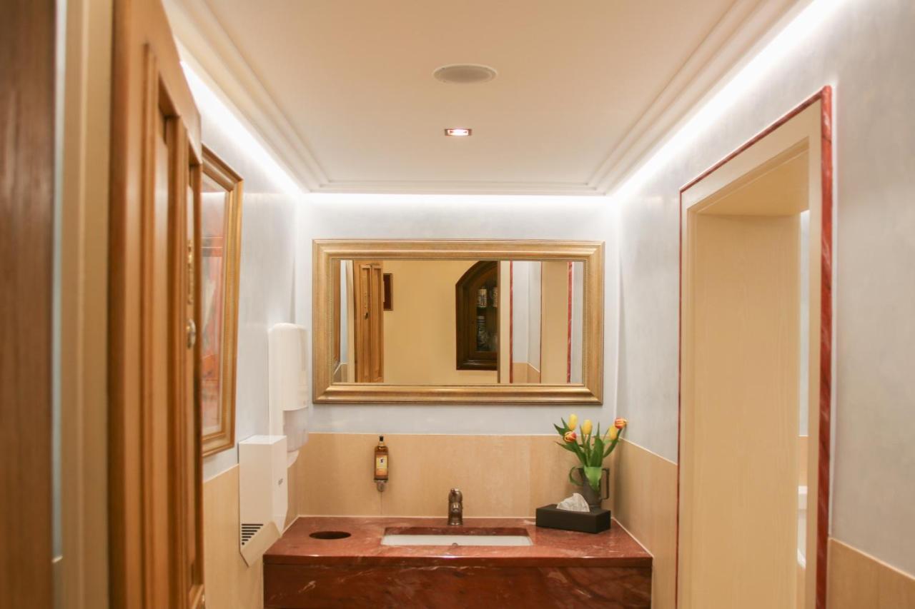 Reichelshofen Hotel Brauereigasthof Landwehr-Braeu מראה חיצוני תמונה