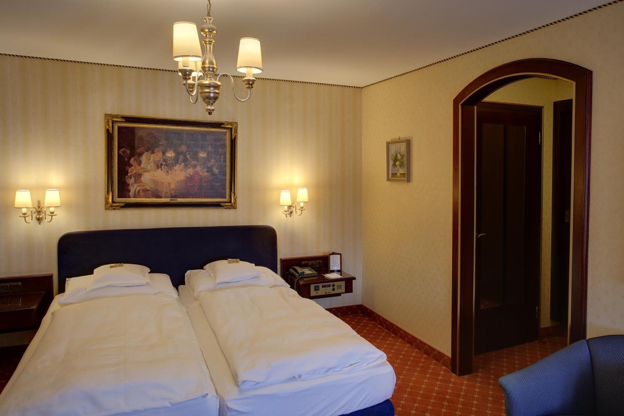 Reichelshofen Hotel Brauereigasthof Landwehr-Braeu חדר תמונה