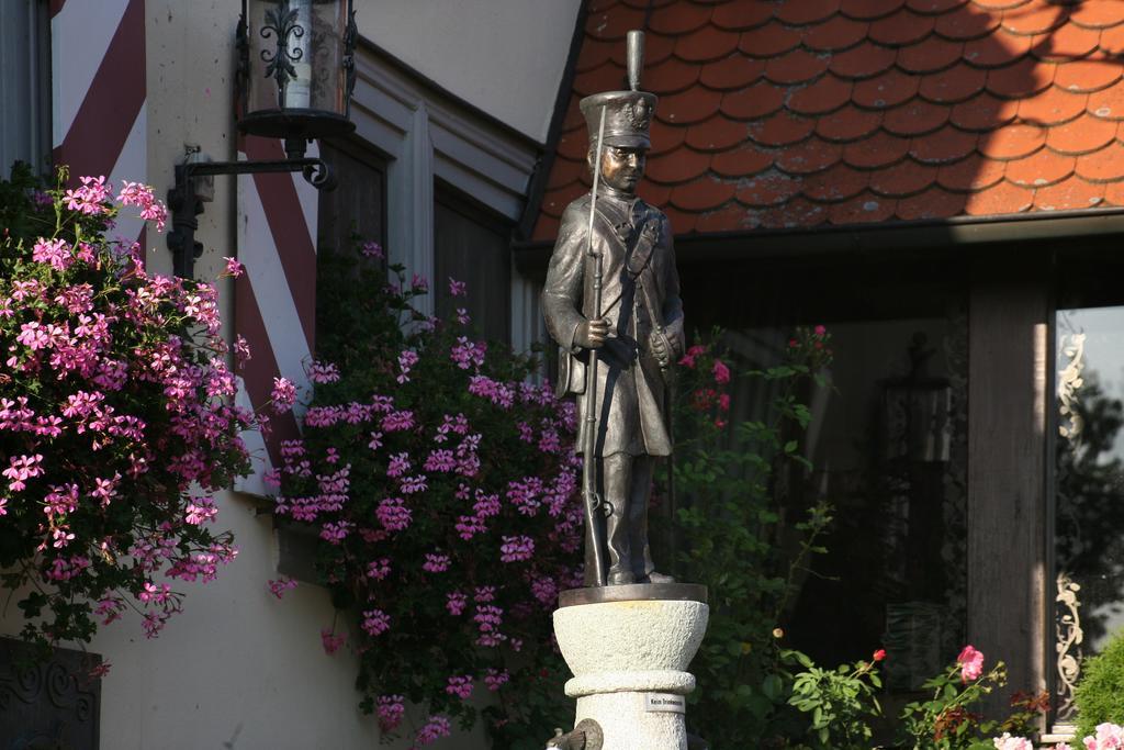 Reichelshofen Hotel Brauereigasthof Landwehr-Braeu מראה חיצוני תמונה
