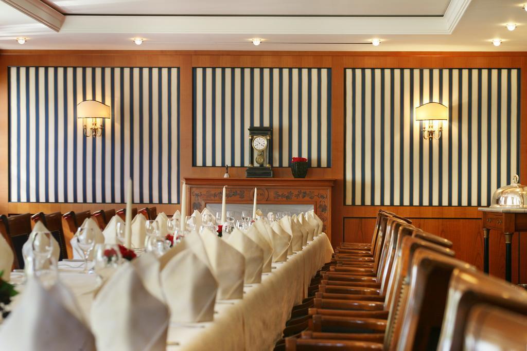 Reichelshofen Hotel Brauereigasthof Landwehr-Braeu מראה חיצוני תמונה