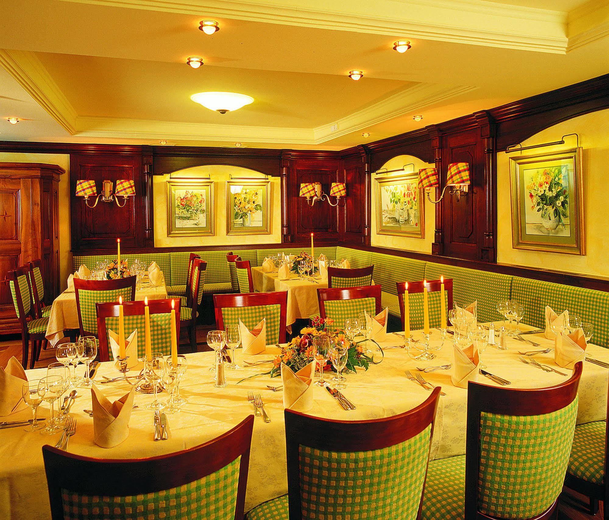 Reichelshofen Hotel Brauereigasthof Landwehr-Braeu מראה חיצוני תמונה