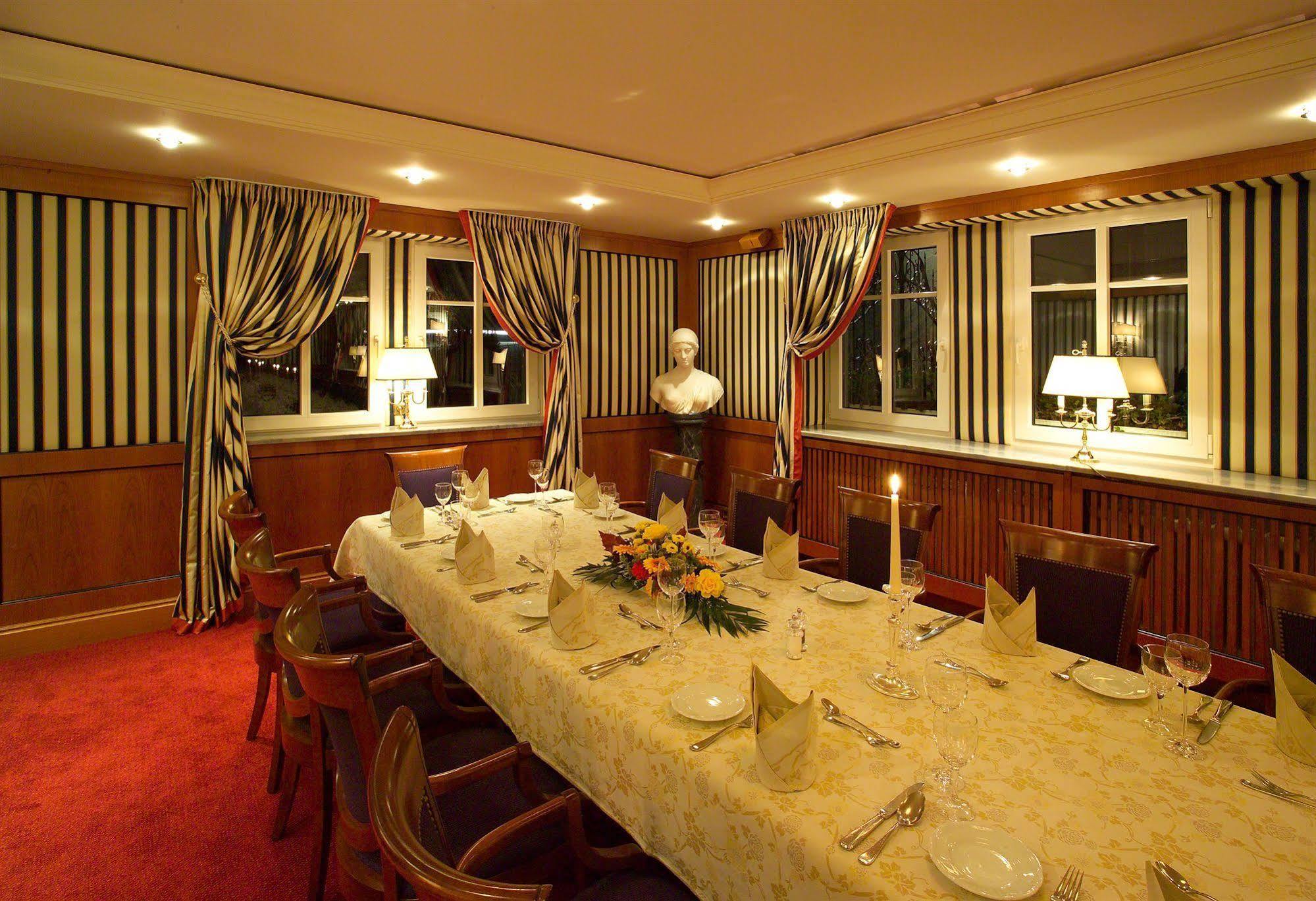 Reichelshofen Hotel Brauereigasthof Landwehr-Braeu מראה חיצוני תמונה